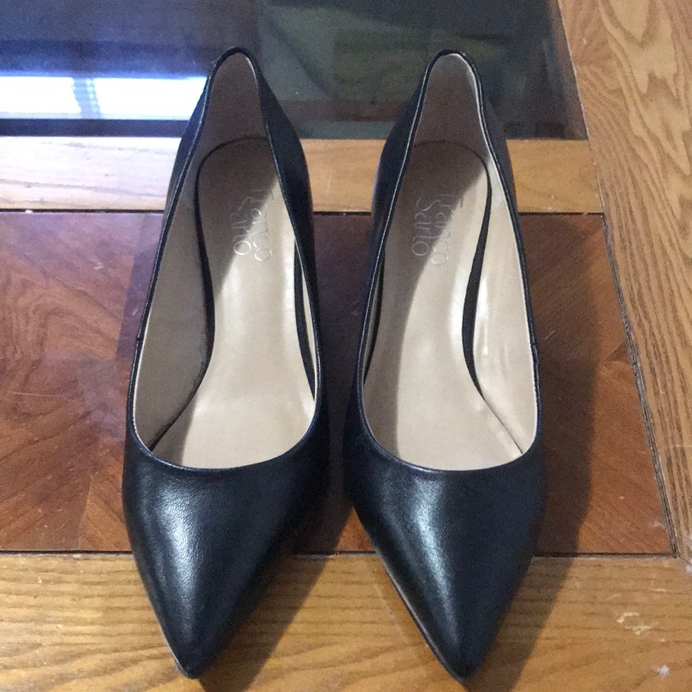 Franco Sarto black wedges!